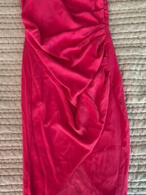 Club L London Soulmate Hot Pink Bandeau Midi Dress